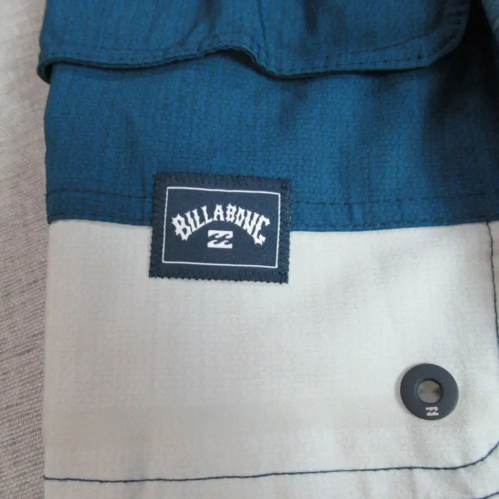 Billabong Board Shorts Mens 34 Blue Cream Striped Logo Surf Skate Beach Trunks
